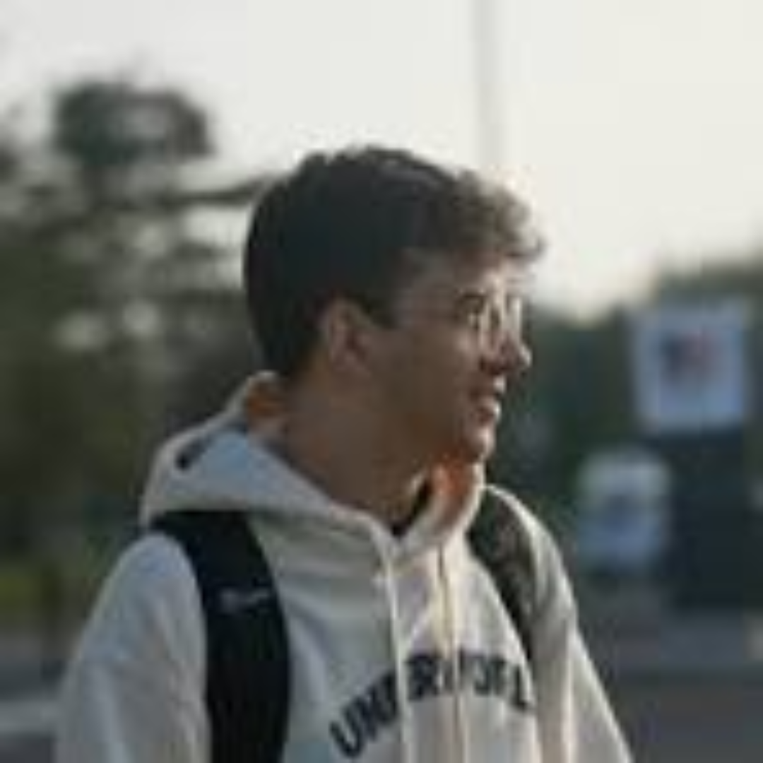 <em>Rodrigo Andrade</em>